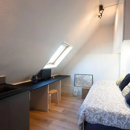 Studio 8 Eme, Parc Monceau. Apartamento París